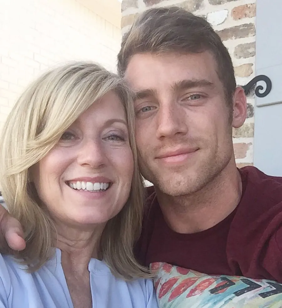 Who Is Chris Sutton 5 Things Know About Bachelorette Alleged Snake