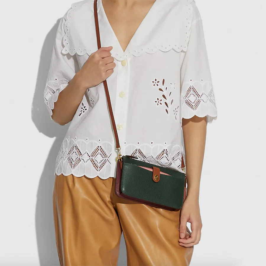 gifts-for-women-coach-bag