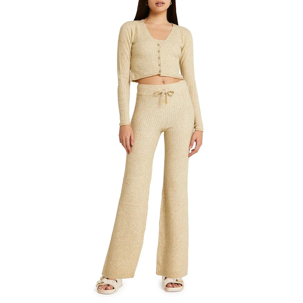 nordstrom-winter-trends-neutral-lounge-set