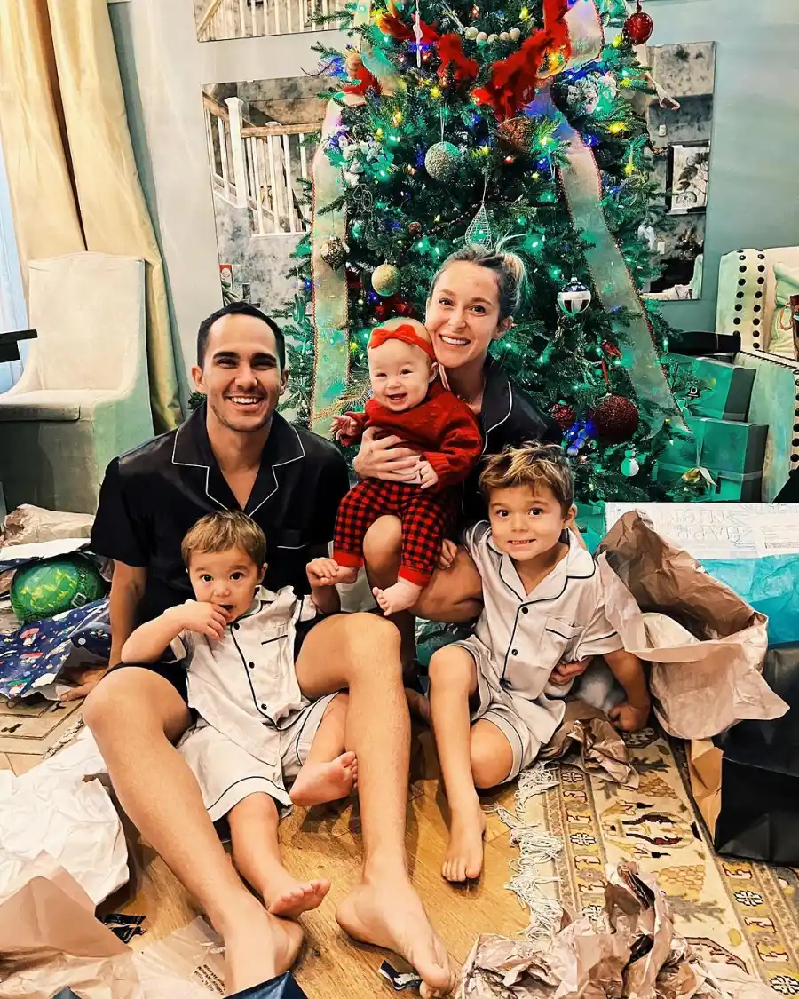 How Reese Witherspoon, Jana Kramer and More Stars Celebrated Christmas 2021