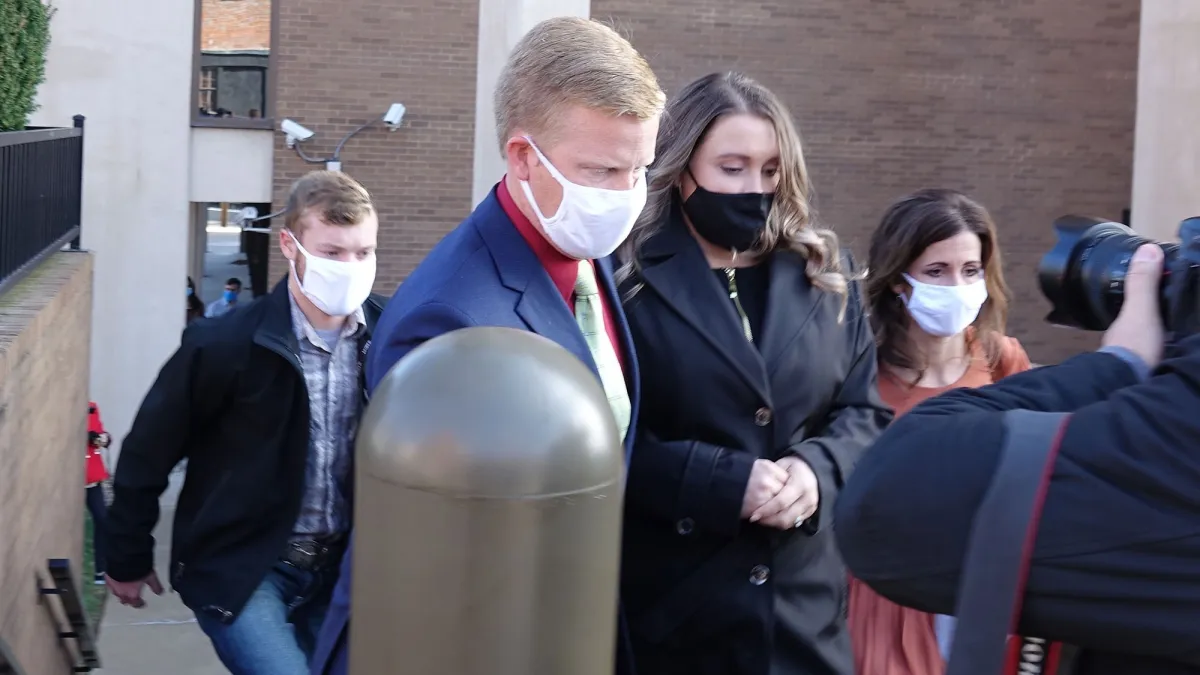 Anna Duggar Leaves Court After Josh Duggar Guilty Veridict