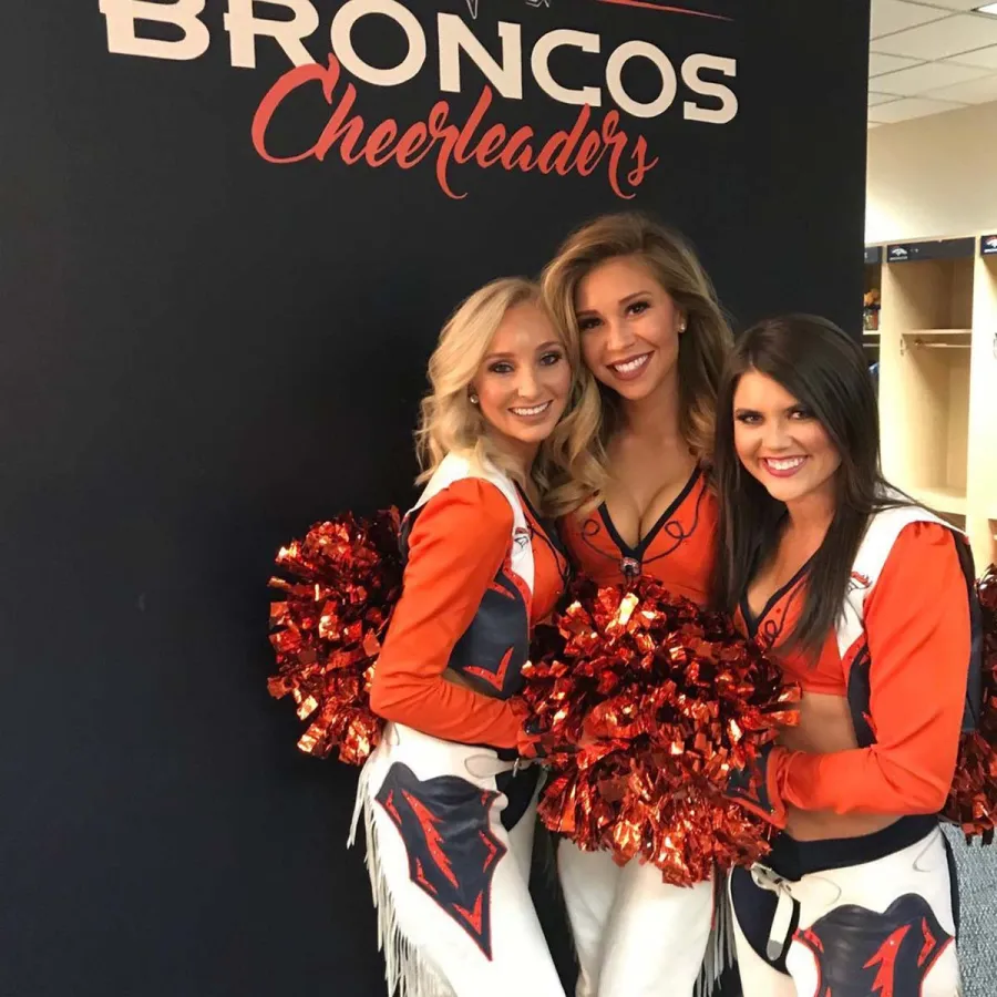 Bachelors Gabby Dated Dean Blake Before Clayton 5 Things Know