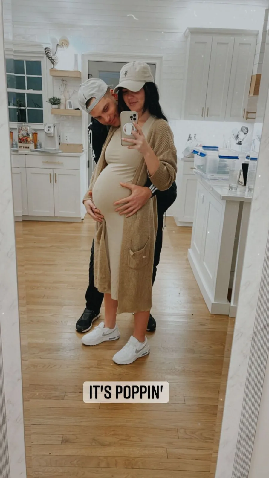 BiP' Bump! Raven Gates Shows 'Poppin' Pregnancy Progress ​