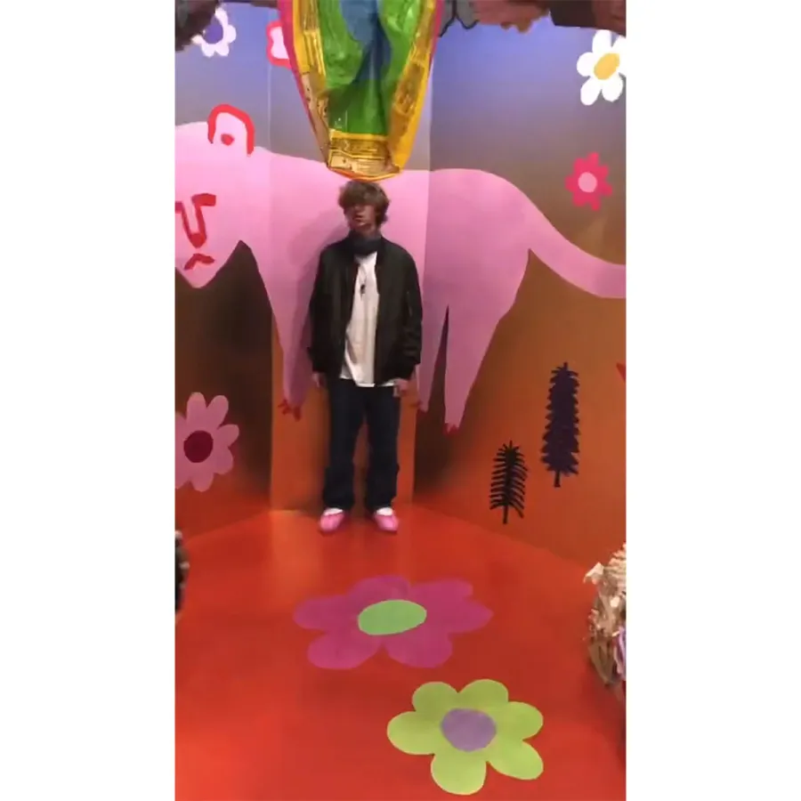 Britney Spears and Sam Asghari Take Her 2 Sons on Art Exhibit Adventure 5