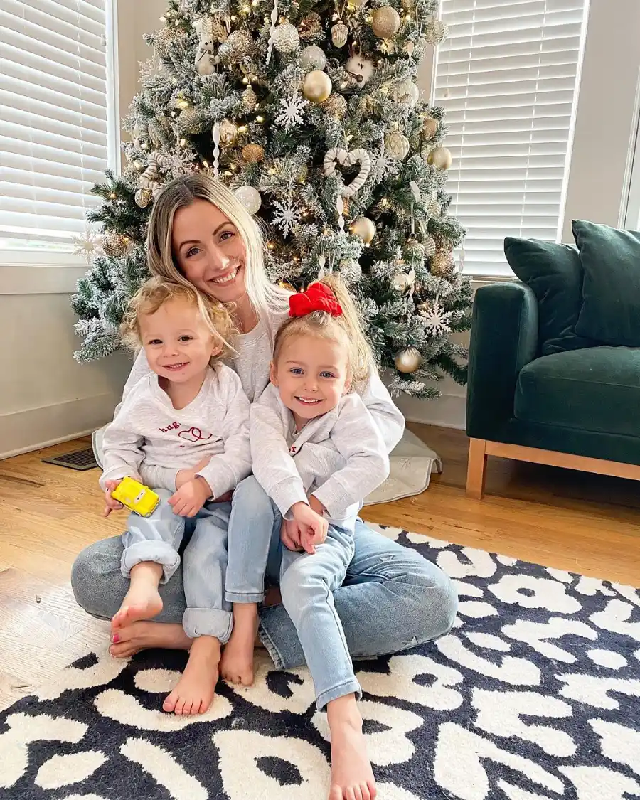 How Reese Witherspoon, Jana Kramer and More Stars Celebrated Christmas 2021