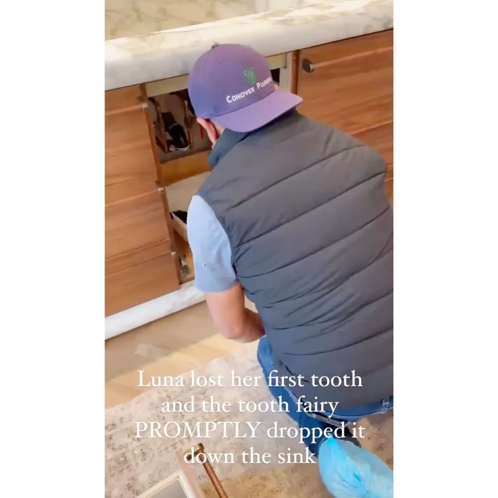 Chrissy Teigen Drops Daughter Luna 1st Lost Tooth Down Sink So Sad