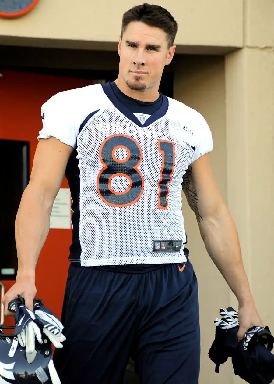 Stars React Following Former Denver Broncos Star Demaryius Thomas' Death