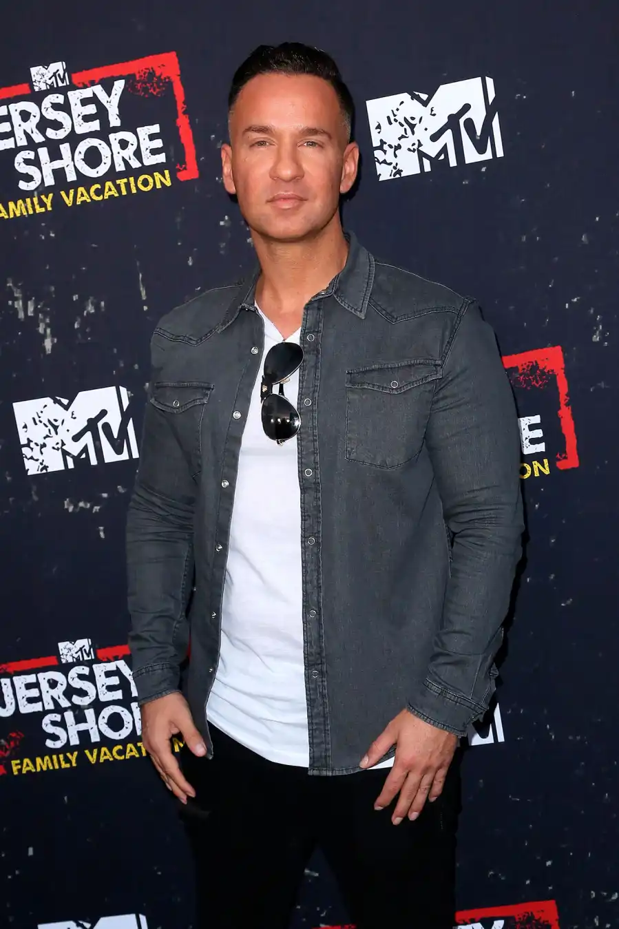 Demi Lovato, Bella Hadid and More Celebrity Hair Transformations of 2021