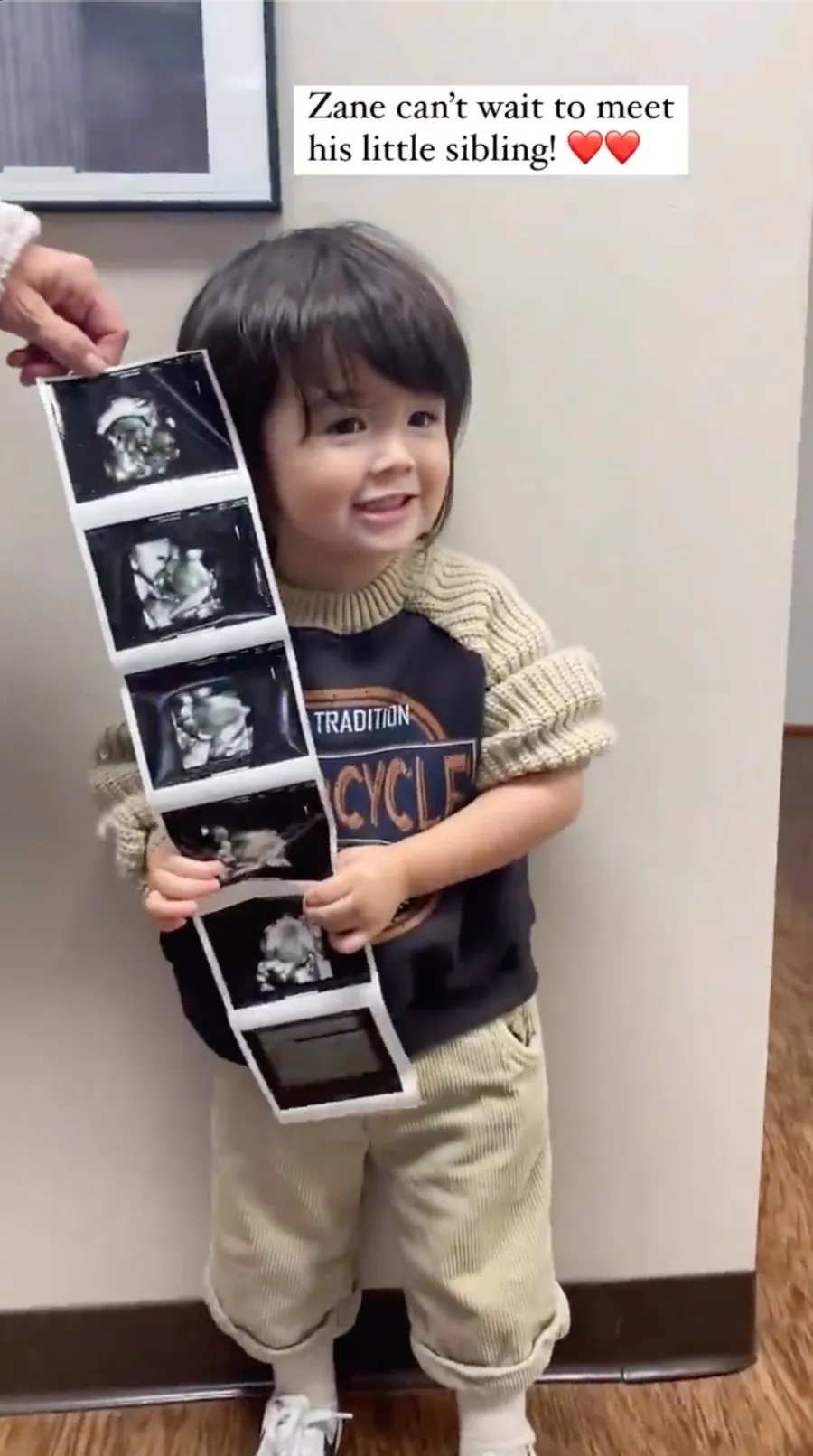 Duck Dynasty’s Rebecca Robertson and More Stars Show Ultrasound Pics