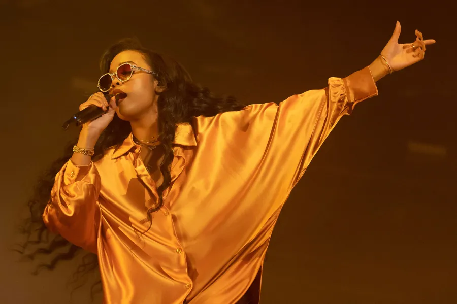 Everything Know About People Choice Awards 2021 HER