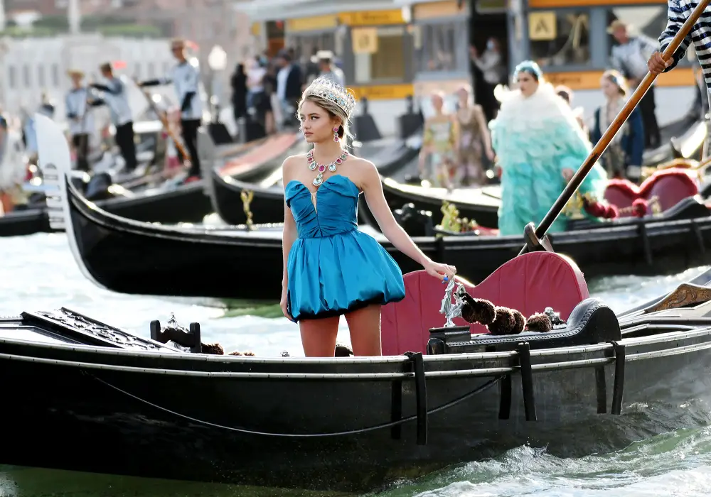 Heidi Klum&rsquo;s Daughter Leni &lsquo;Wasn&rsquo;t That Nervous&rsquo; for Her 1st Fashion Show