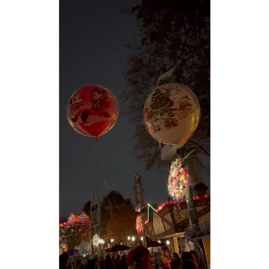 Inside Kourtney Kardashian Instagram and Travis Barker Holiday Trip to Disneyland With Kids 01