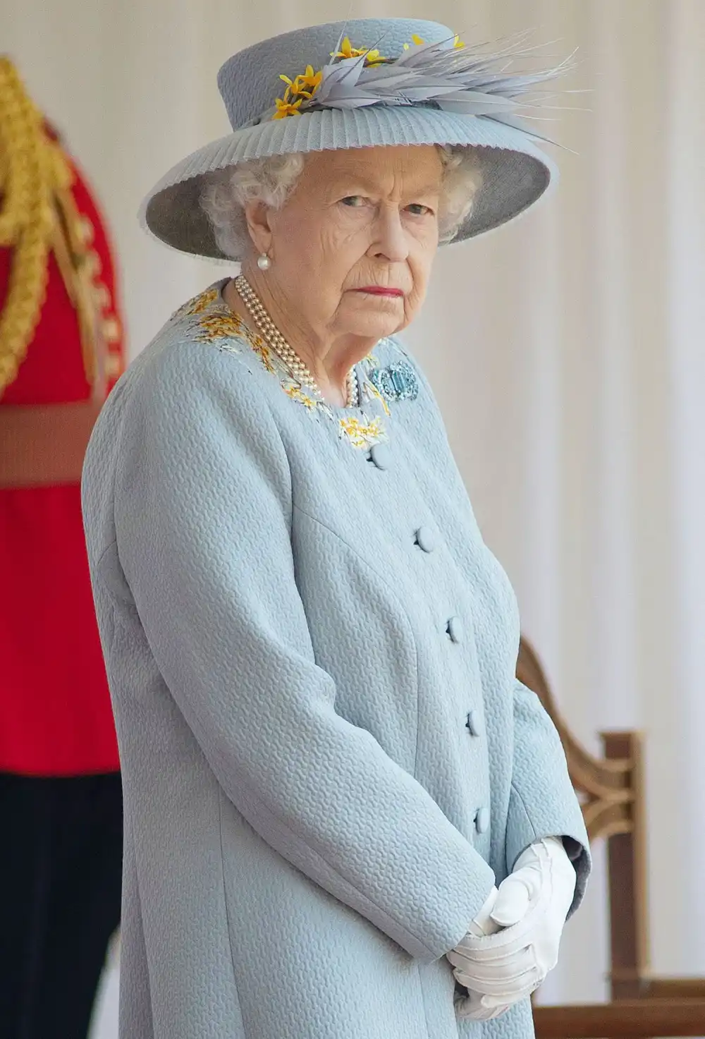 Intruder With Crossbow Arrested Windsor Castle Queen Elizabeth II Celebrated Christmas