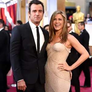 Jennifer Aniston Reunites With Ex-Husband Justin Theroux for ‘Facts of Life’ Special: Photo