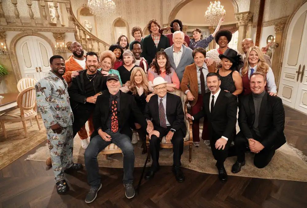 Jennifer Aniston Reunites With Ex-Husband Justin Theroux for &lsquo;Facts of Life&rsquo; Special: Photo