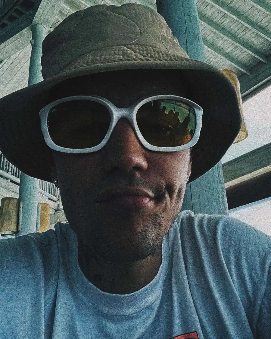 Justin Biebers Bucket Hat Is Made Winters Trendiest Material