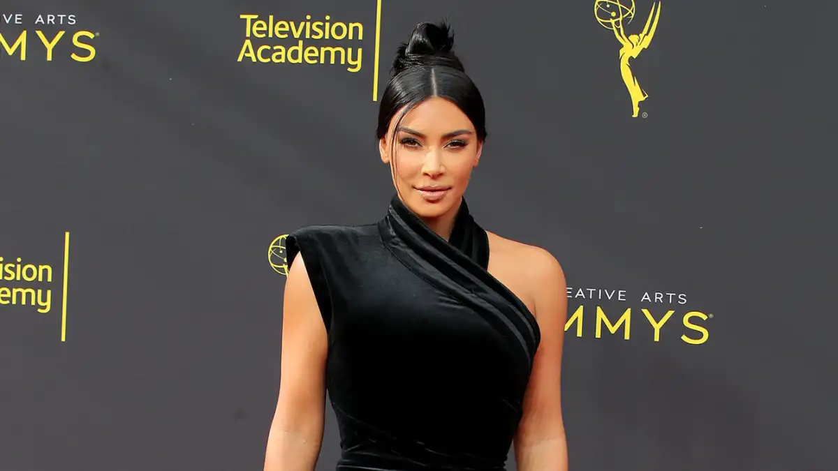 Kim Kardashian Hires Grammy-Winning Pianist to Wake Up Her Kids With Music Every Day Before Christmas