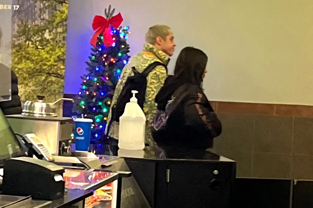 Kim Kardashian and Pete Davidson Have Movie Theater Date in Staten Island Amid Downsized &lsquo;SNL&rsquo;