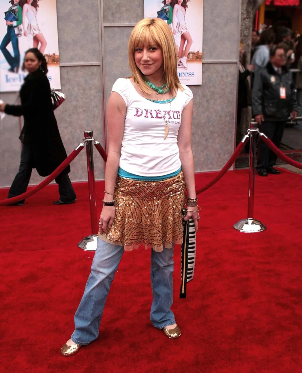 LOL Watch Ashley Tisdale Troll Her Bad Fashion From 2005