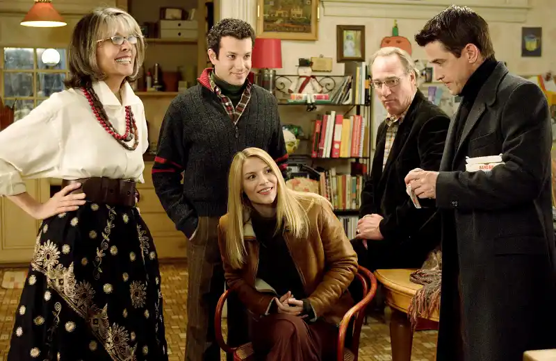 Luke Wilson Breaks Down ‘Family Stone’ Dermot Mulroney Chase Scene