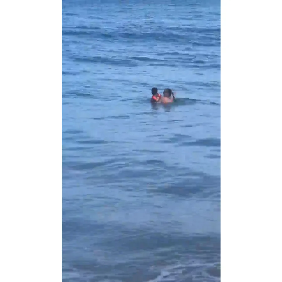 Meghan King Takes 3 Kids on Florida Vacation 5