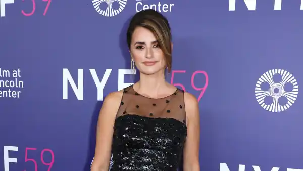 Penelope Cruz Bans Phones and Social Media While Raising 2 Daughters