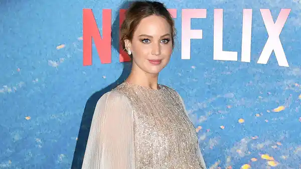 Pregnant Jennifer Lawrence’s Baby Bump Photos Ahead of 1st Child