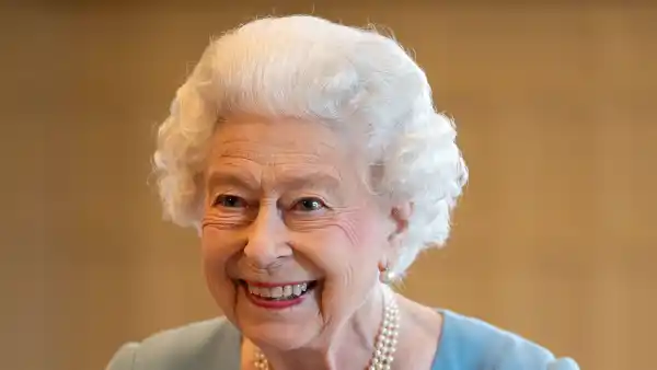Queen Elizabeth’s Fanciest Brooches of All Time