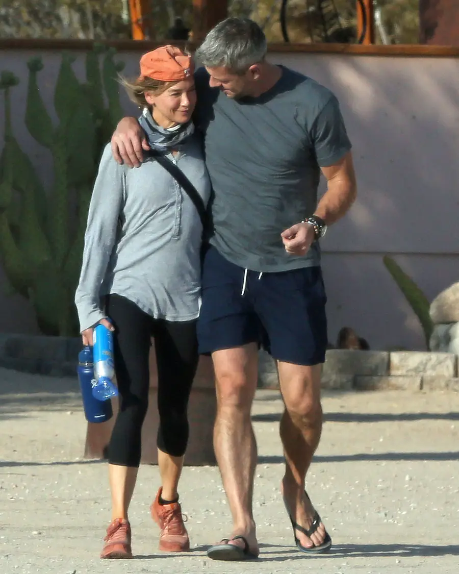 Renee Zellweger and Ant Anstead Most Surprising Celebrity Hookups of 2021