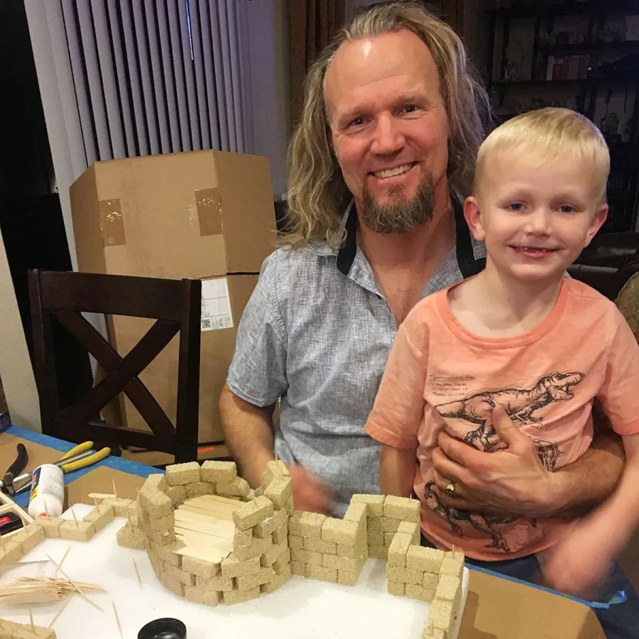 Sister Wives Kody Brown Wife Robyn Relationship Timeline Solomon Brown