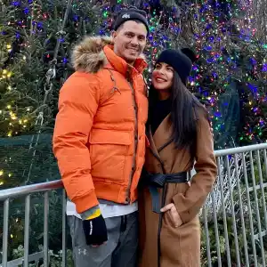 So in Love Bachelor Nation Couples Happily Celebrating Their 1st Christmases Together