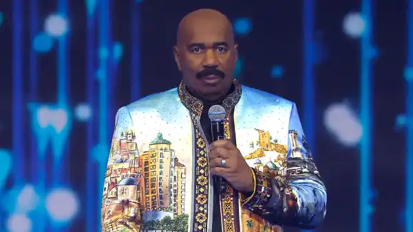 Steve Harvey Messes Up Again at 2021 Miss Universe Competition