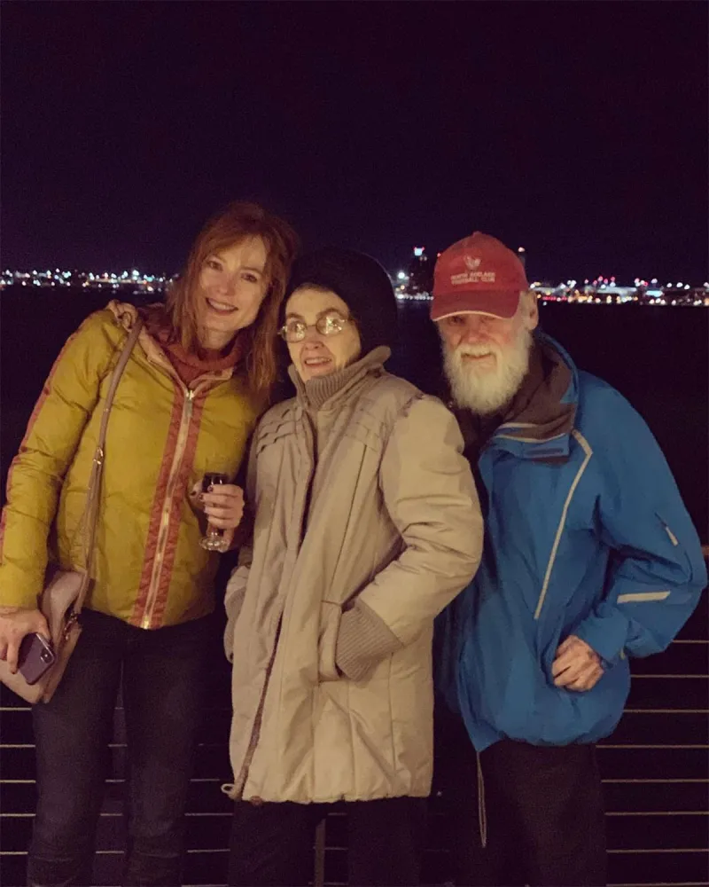 Walking Dead Star Alicia Witt Parents Found Dead After Welfare Check 2