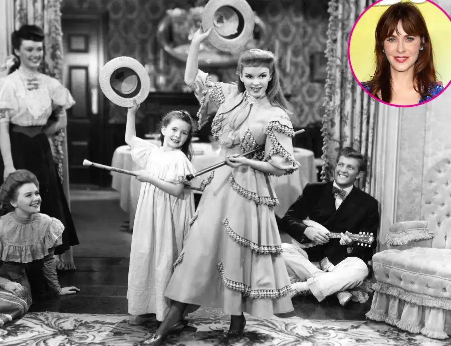 Zooey Deschanel Meet Me in St Louis Celebrities Share Their Favorite Holiday Movies