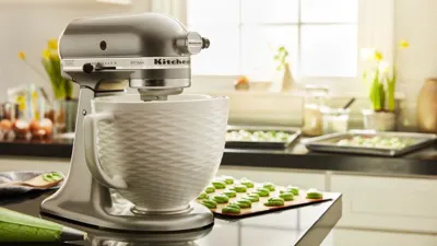 Kitchenaid mixing bowl
