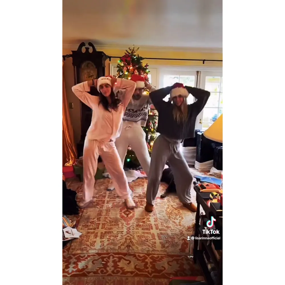 Amelia Gray Hamlin Calls Out Mom Lisa Rinna Over Posting a TikTok: 'No Way You Posted This'