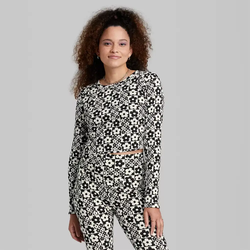 target-fashion-mod-floral-top