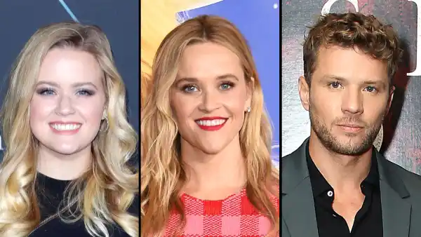 Ava Phillippe Famous Parents Reese Witherspoon Ryan Phillippe