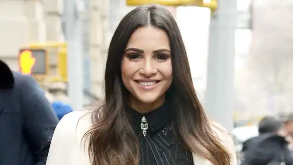 ‘Bachelorette’ Alum Andi Dorfman Has a Perfect Valentine’s Gift for Every Budget