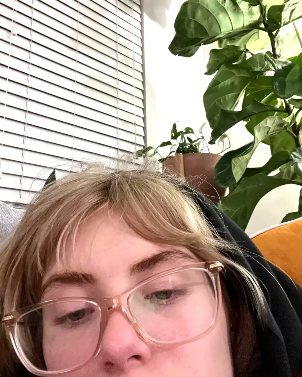 BiP&rsquo;s Demi Burnett Is Having an &lsquo;Emotional Breakdown Every Few Hours