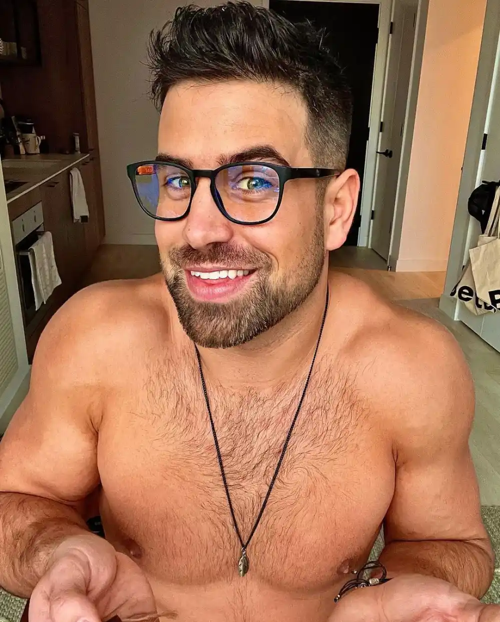 Blake Moynes Reflects on &lsquo;Lessons, Growth and Support&rsquo; of 2021 After Katie Thurston Split