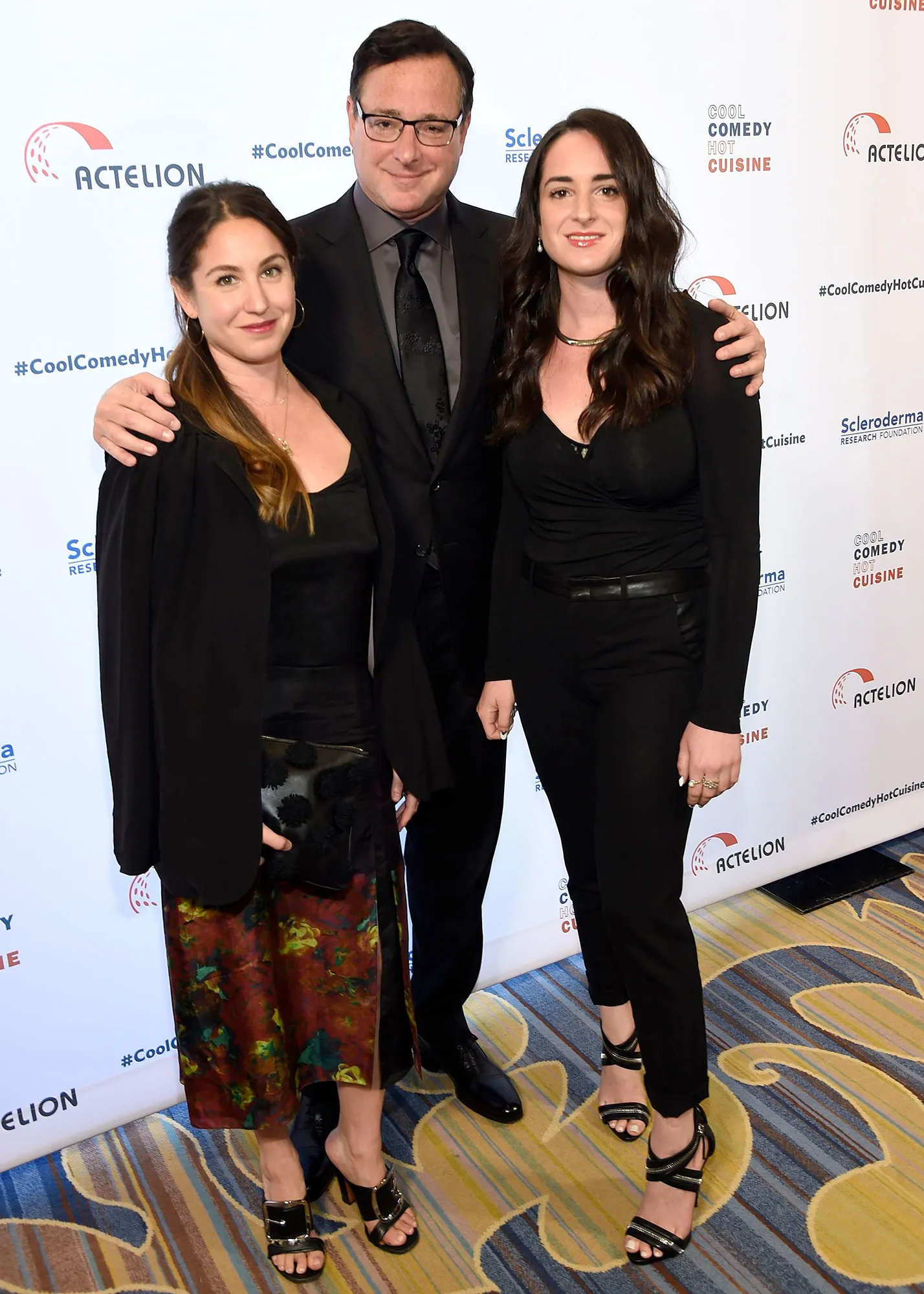 Bob Saget Daughter Aubrey Shows Last Text From Her Dad Before His Death Lara Saget