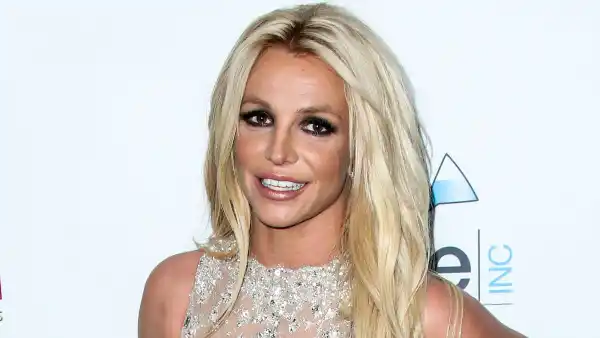 Britney Spears’ ‘New’ ‘Baby One More Time’ Outfit Is Seriously Nostalgic