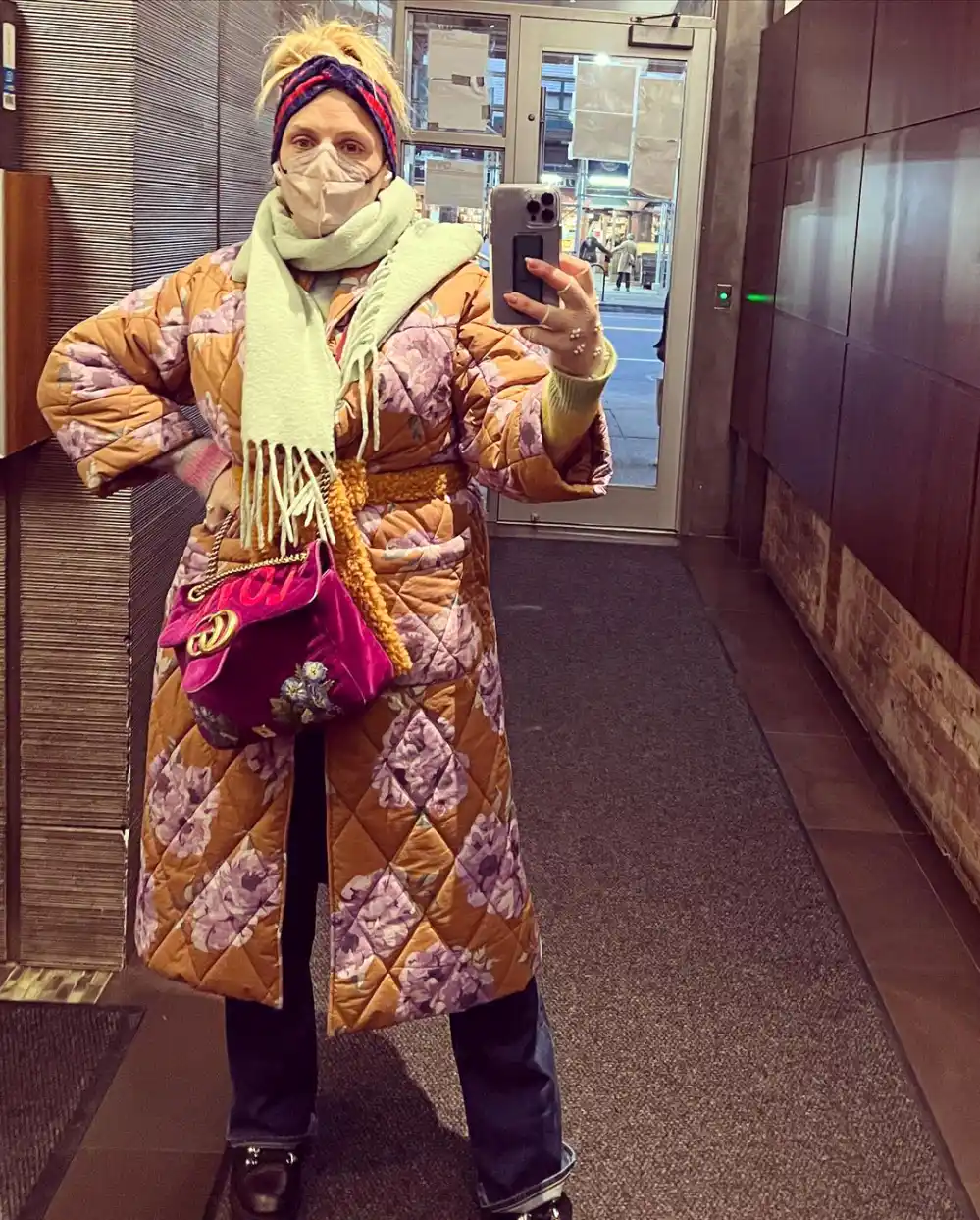 Busy Philipps Jokes She Doesn&rsquo;t Know How to Dress for New York Weather: &lsquo;I Don&rsquo;t Have a Style&rsquo;