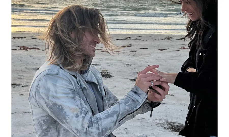 Floribama Shore Gus Smyrnios Is Engaged to True Love Samantha Carucci 03 Ring