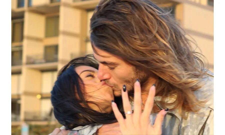 Floribama Shore Gus Smyrnios Is Engaged to True Love Samantha Carucci 05 Ring