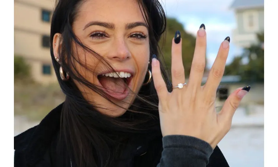 Floribama Shore Gus Smyrnios Is Engaged to True Love Samantha Carucci 06 Ring