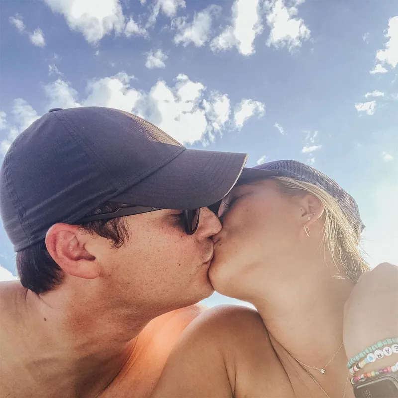 Glee Jenna Ushkowitz Pregnant Expecting 1st Baby With Husband David Stanley