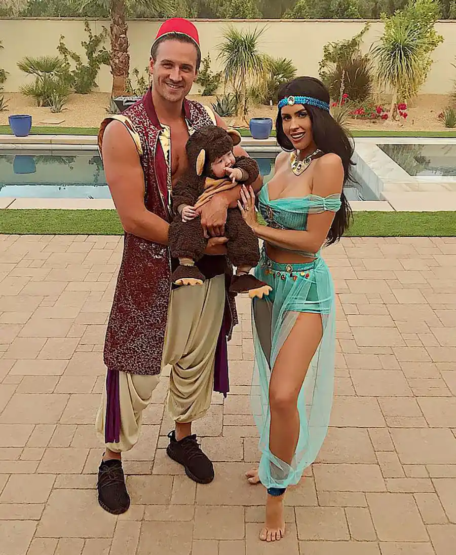 Halloween 2017 Celebrity Couples Costumes Kayla Rae Reed