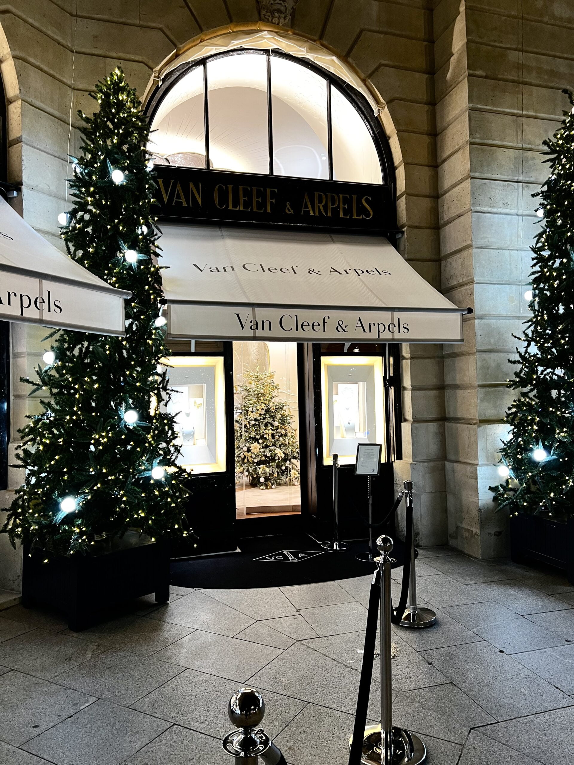 VCA prices ,Van Cleef &amp; Arpels Prices 2022